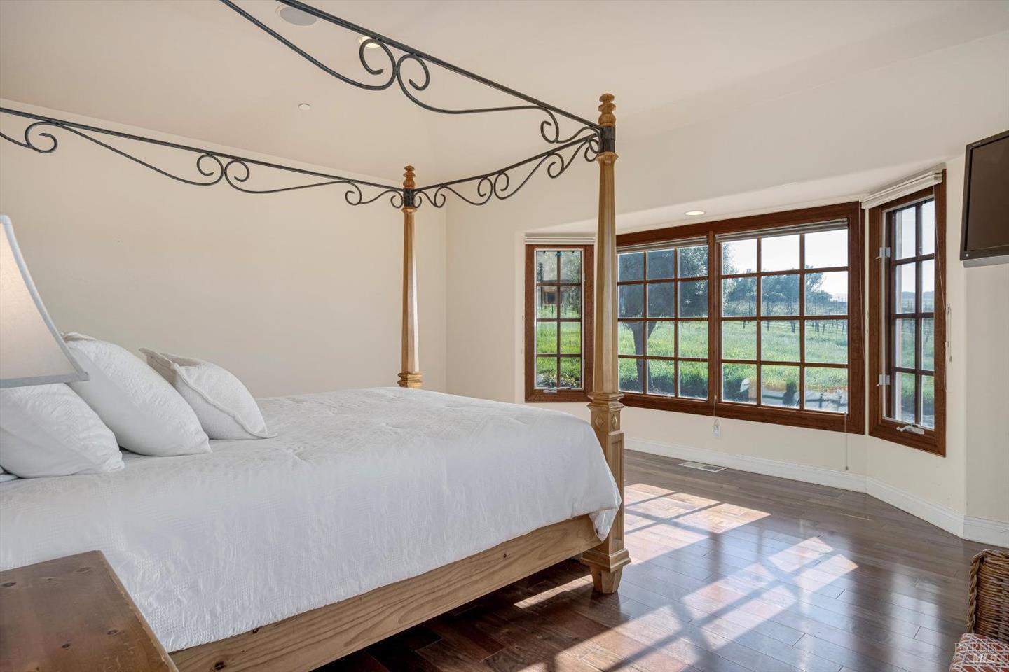 2420 Mountain Ranch Road photo 14
