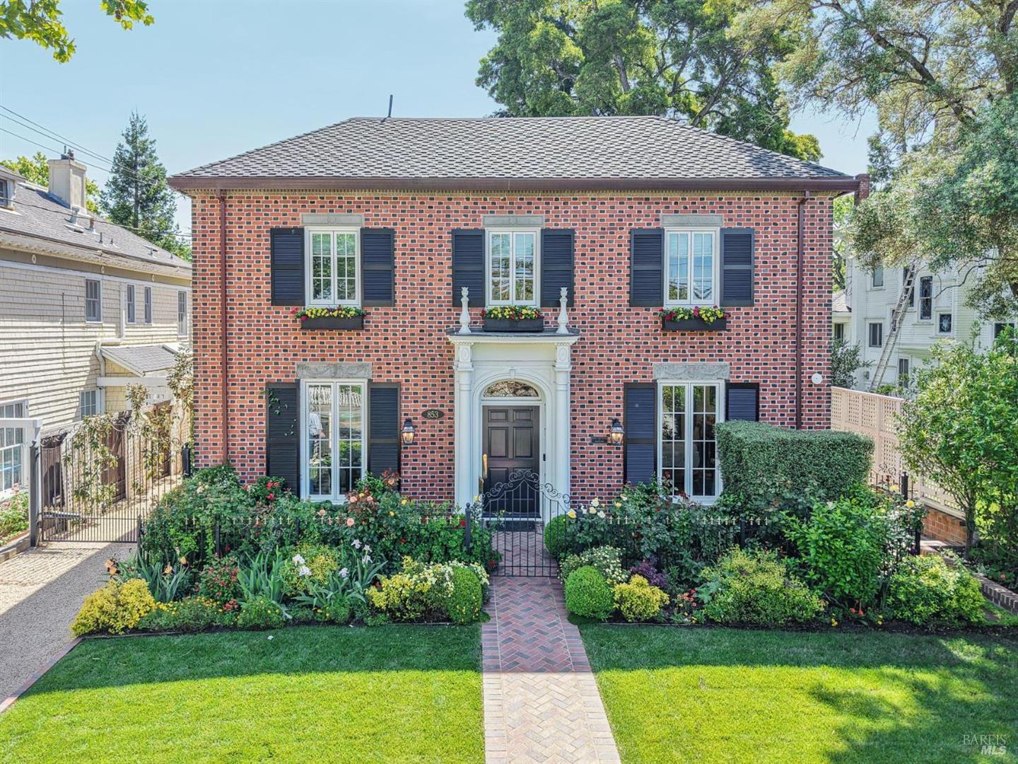 853 D Street, Petaluma, CA 94952/94954