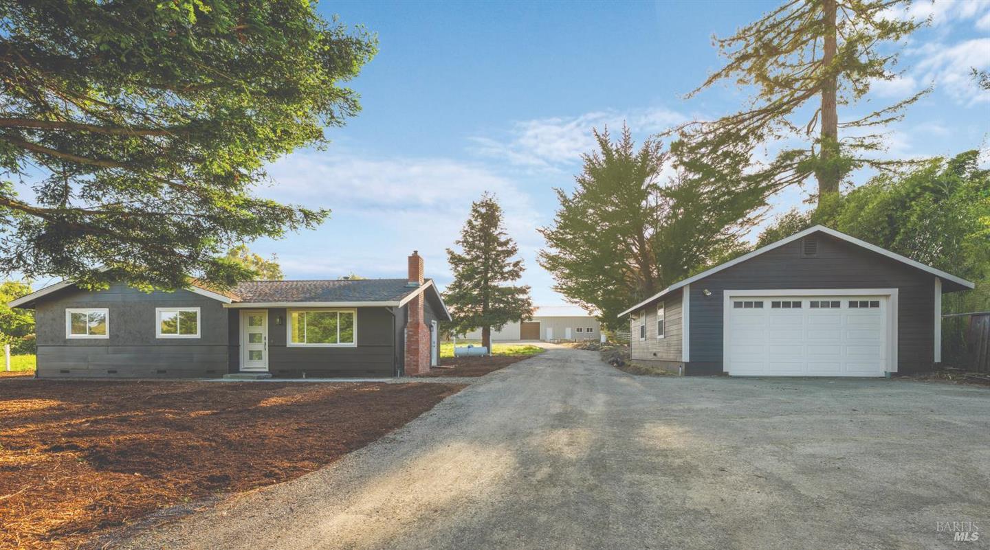 6370 Bloomfield Road, Petaluma, CA 94952/94954