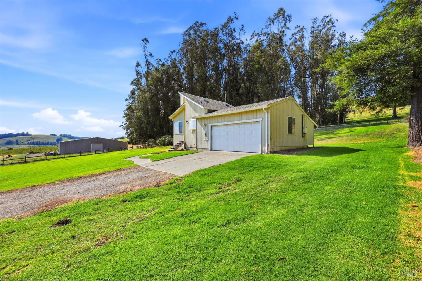 7470 Roblar Road photo 5