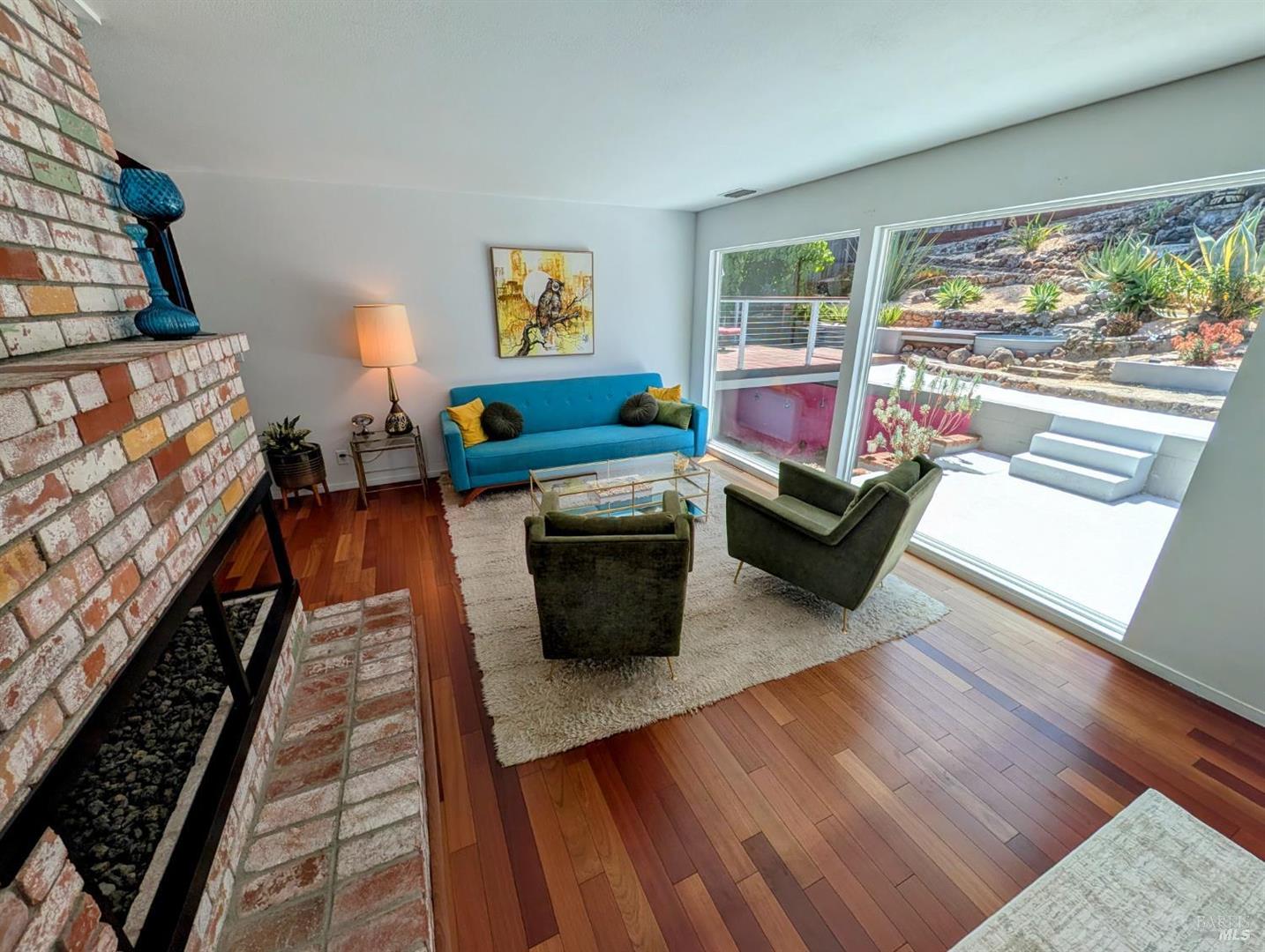 211 Hill Boulevard photo 11