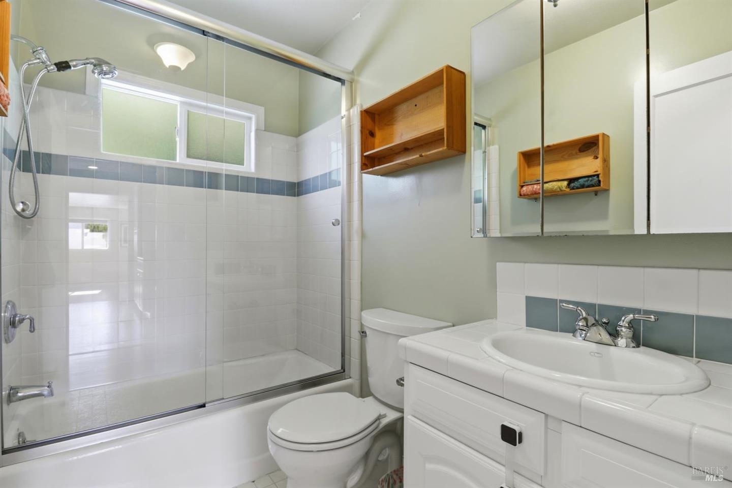 4270 Roblar Road photo 25