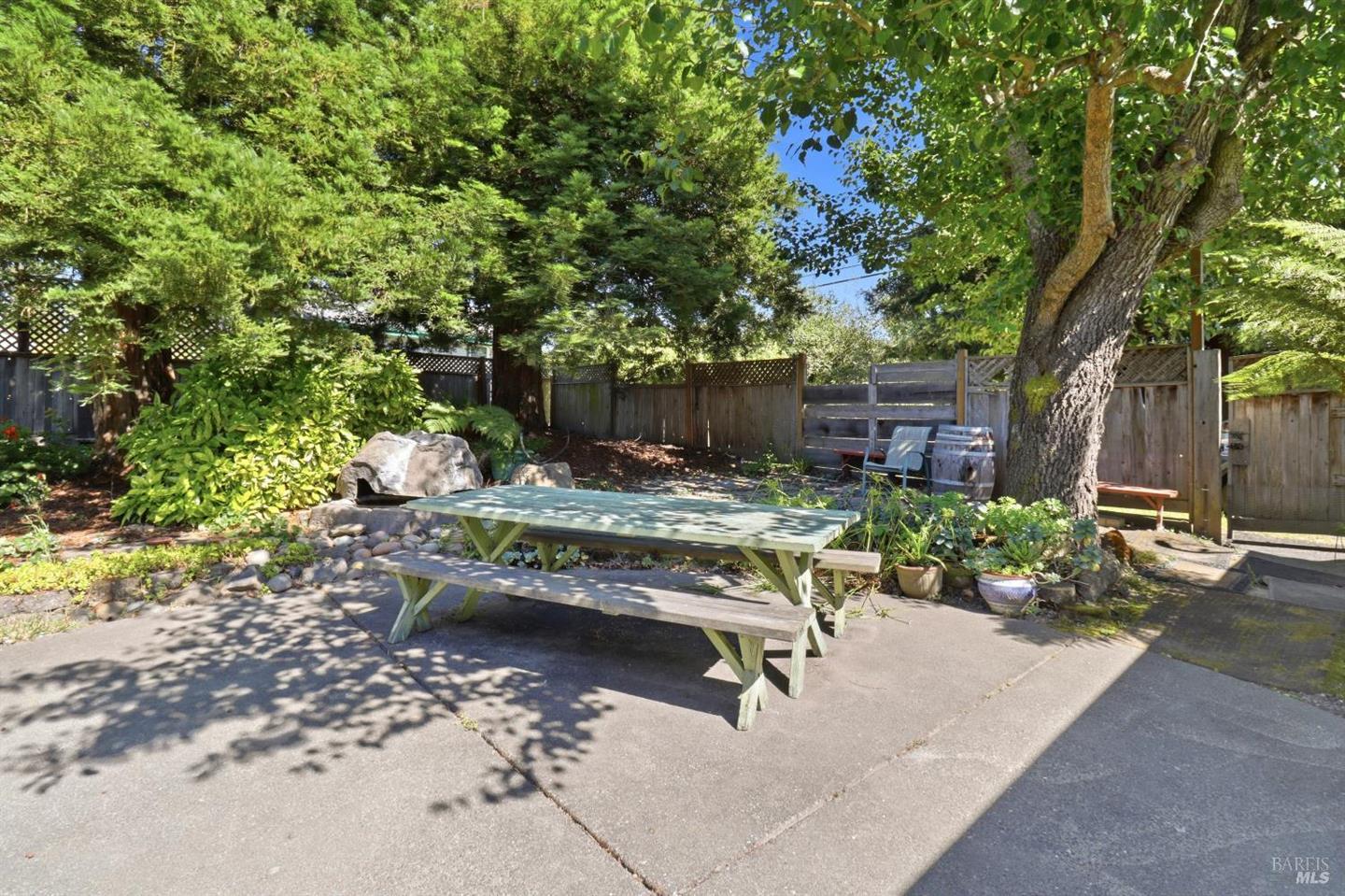4270 Roblar Road photo 30