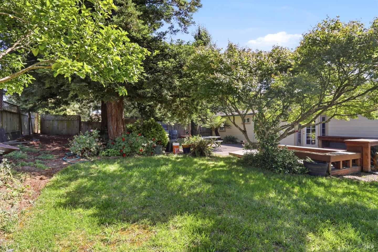 4270 Roblar Road photo 33