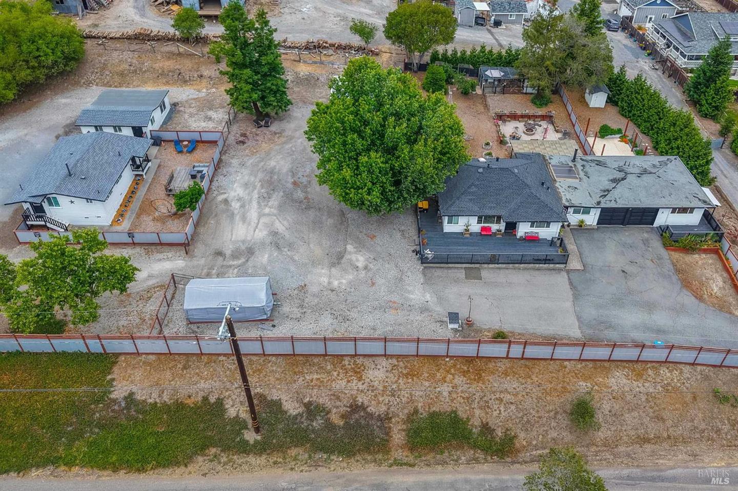 473 Orchard Lane photo 3