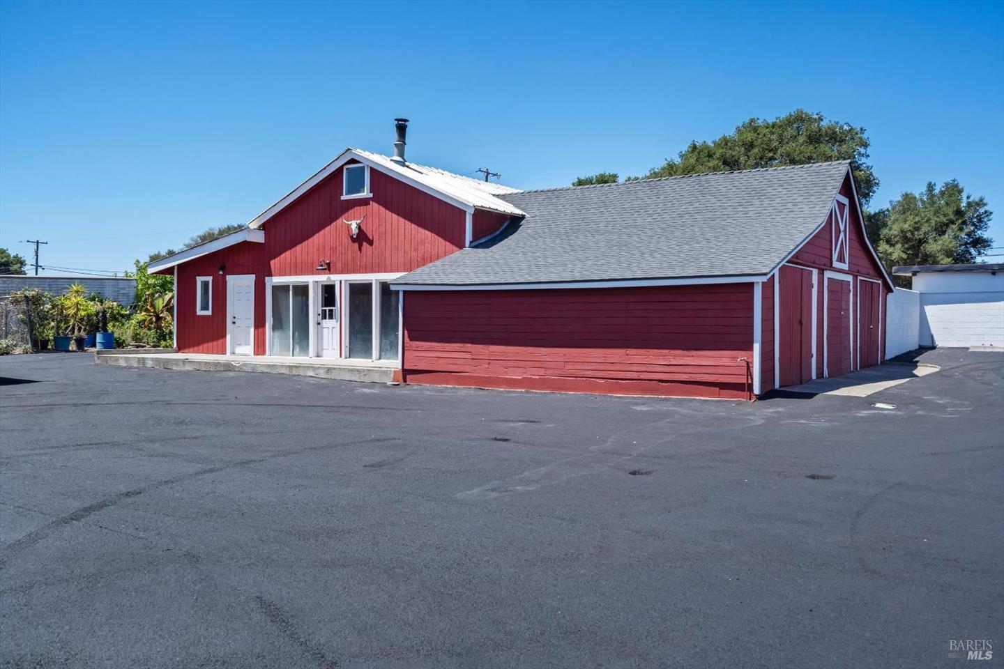 720 Liberty Road photo 33