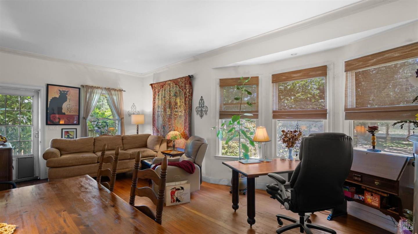 4898 Bodega Avenue photo 16