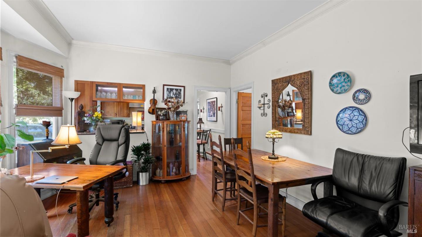 4898 Bodega Avenue photo 18