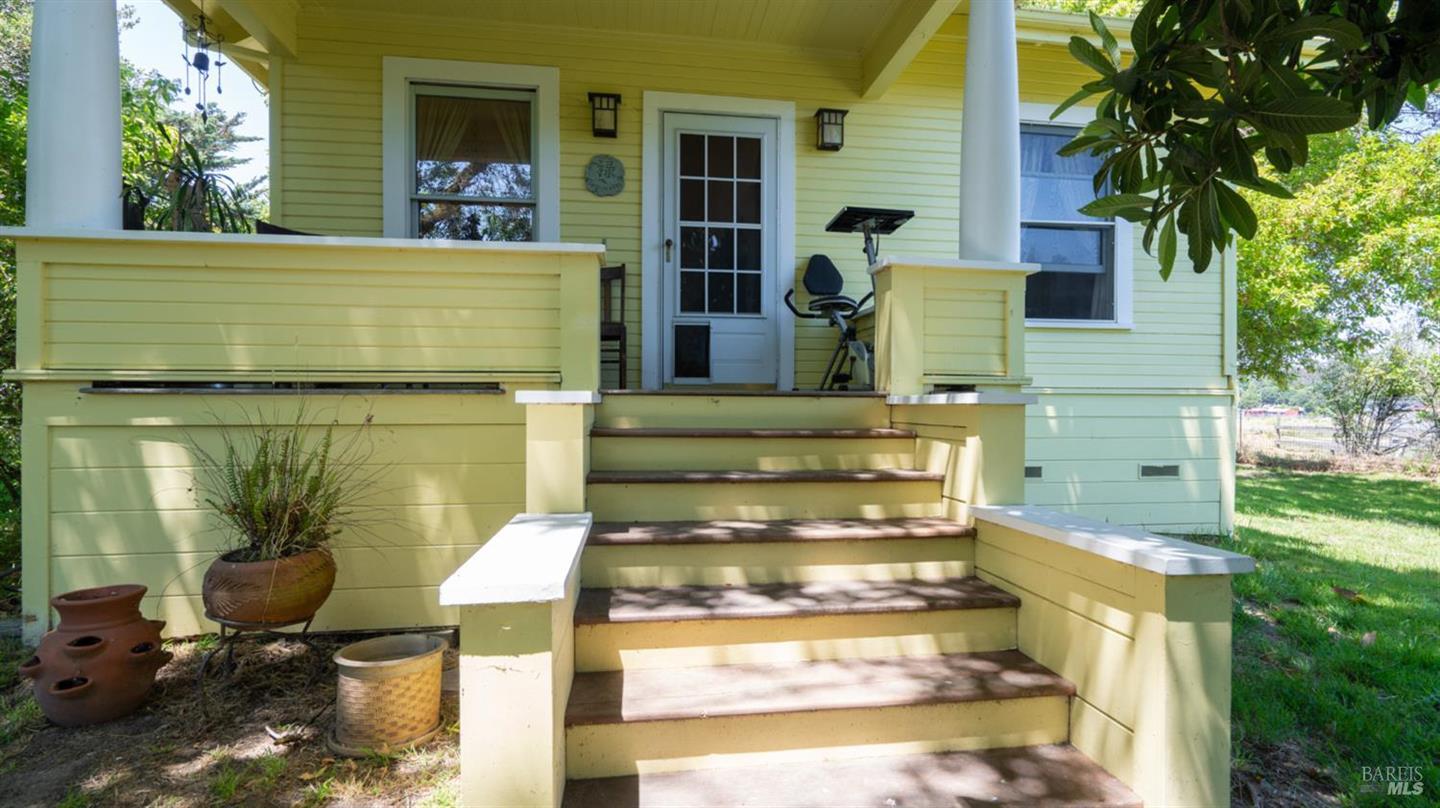 4898 Bodega Avenue photo 3
