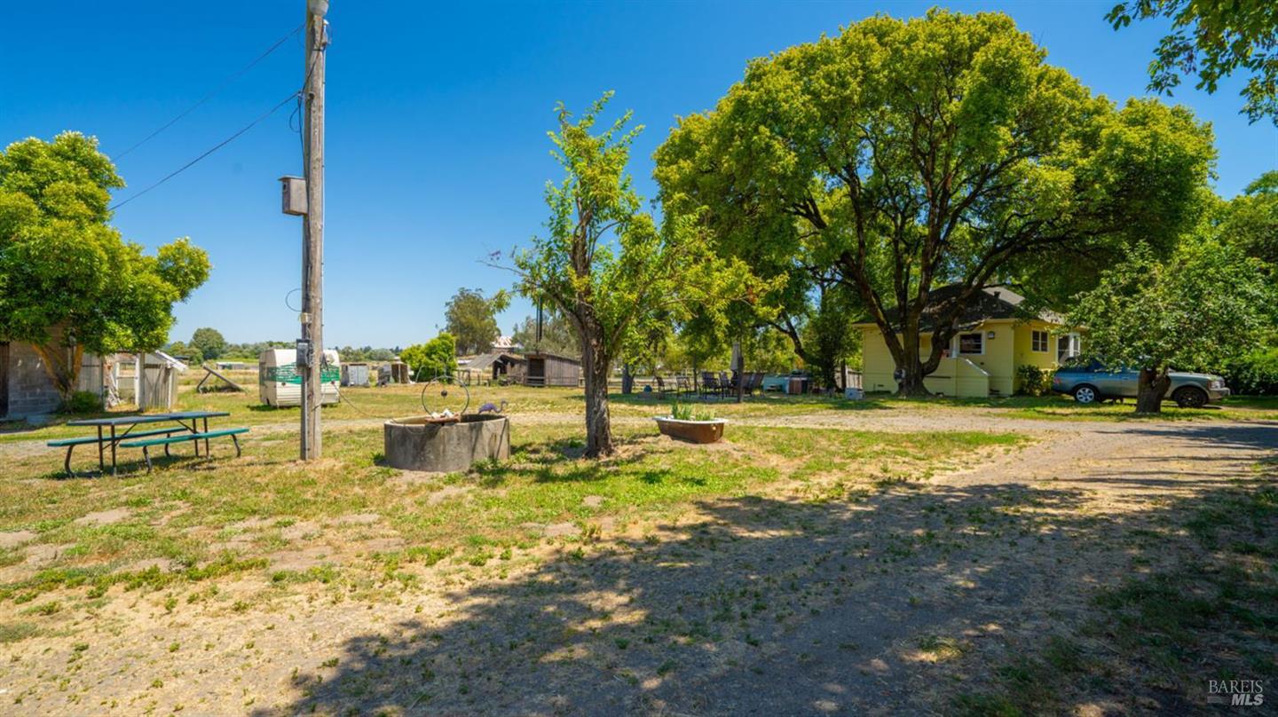 4898 Bodega Avenue photo 33