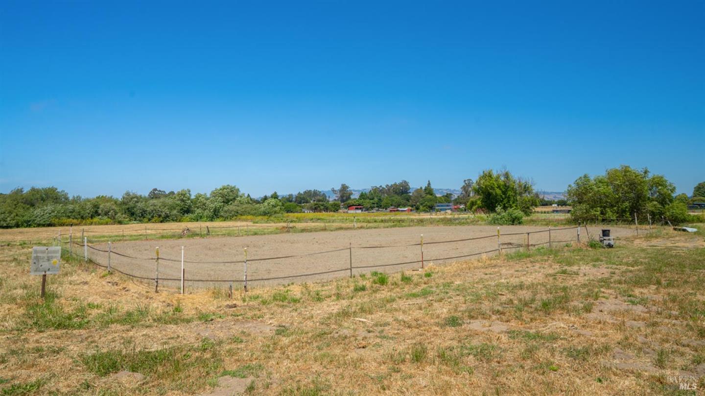 4898 Bodega Avenue photo 37