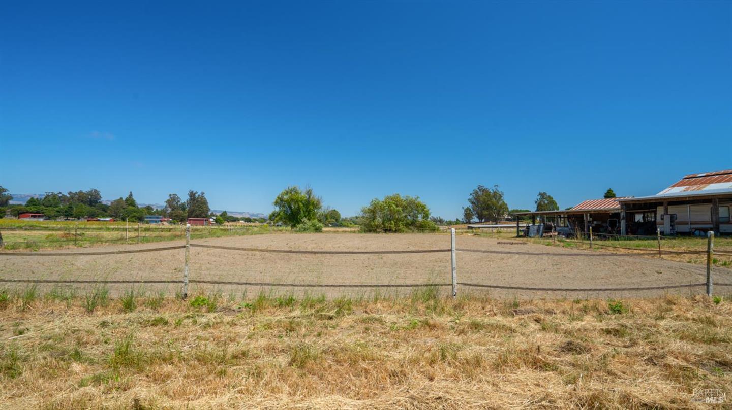 4898 Bodega Avenue photo 38