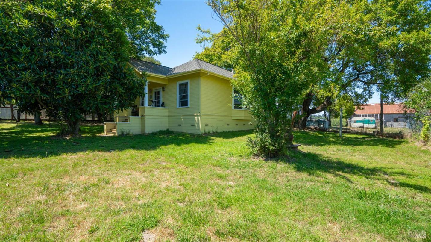 4898 Bodega Avenue photo 7
