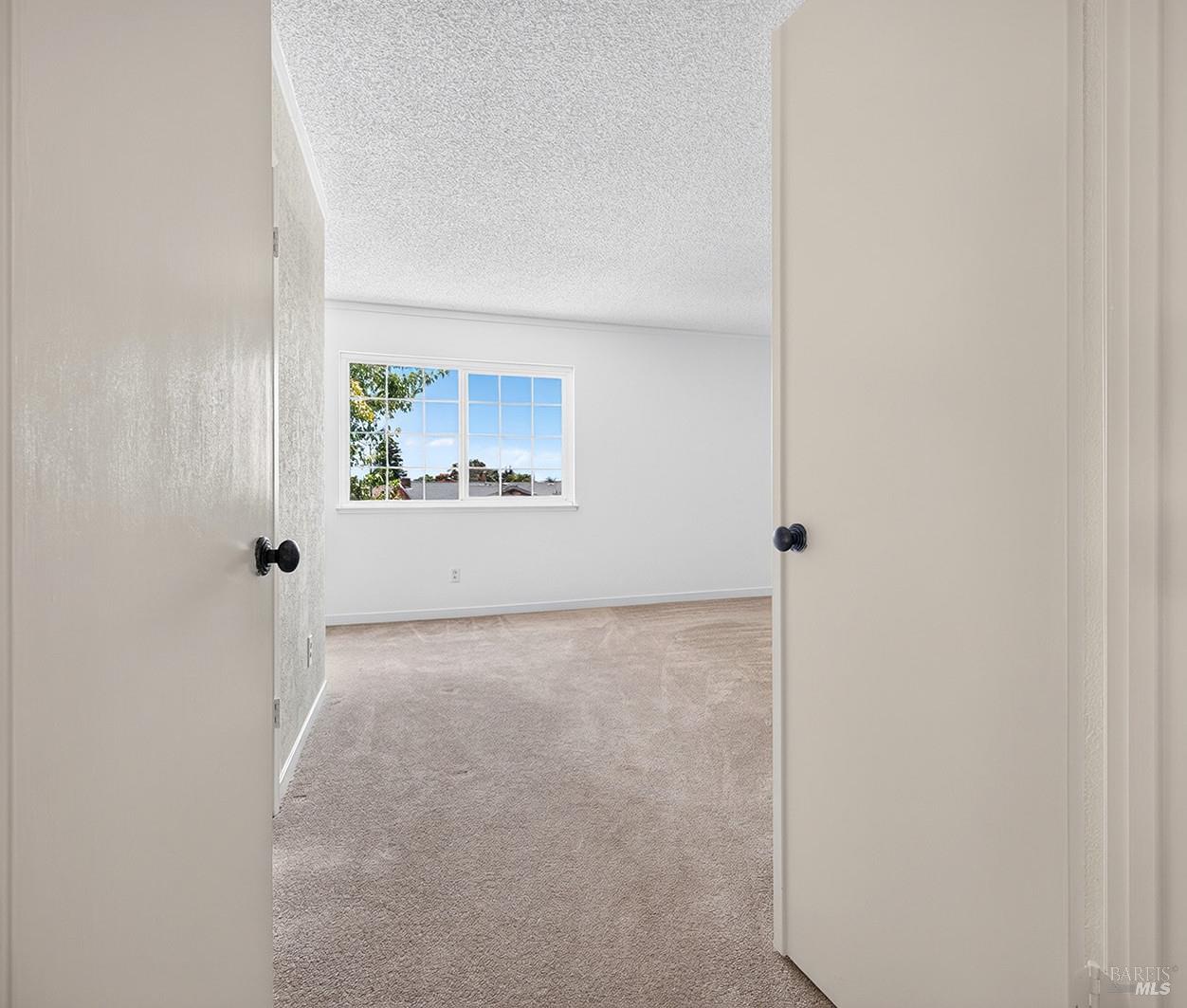901 Catalpa Way photo 22