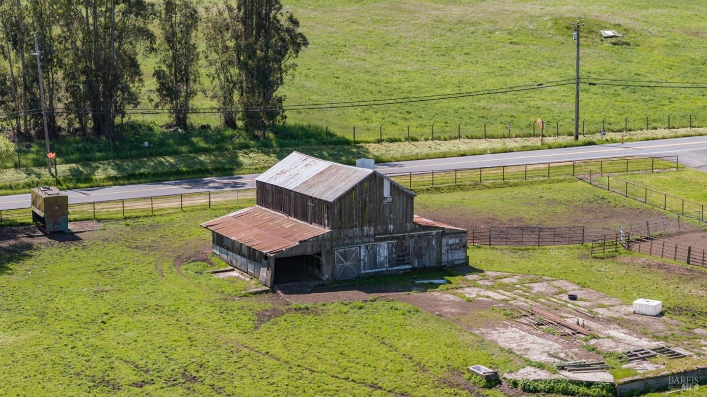 530 Tomales Road photo 15