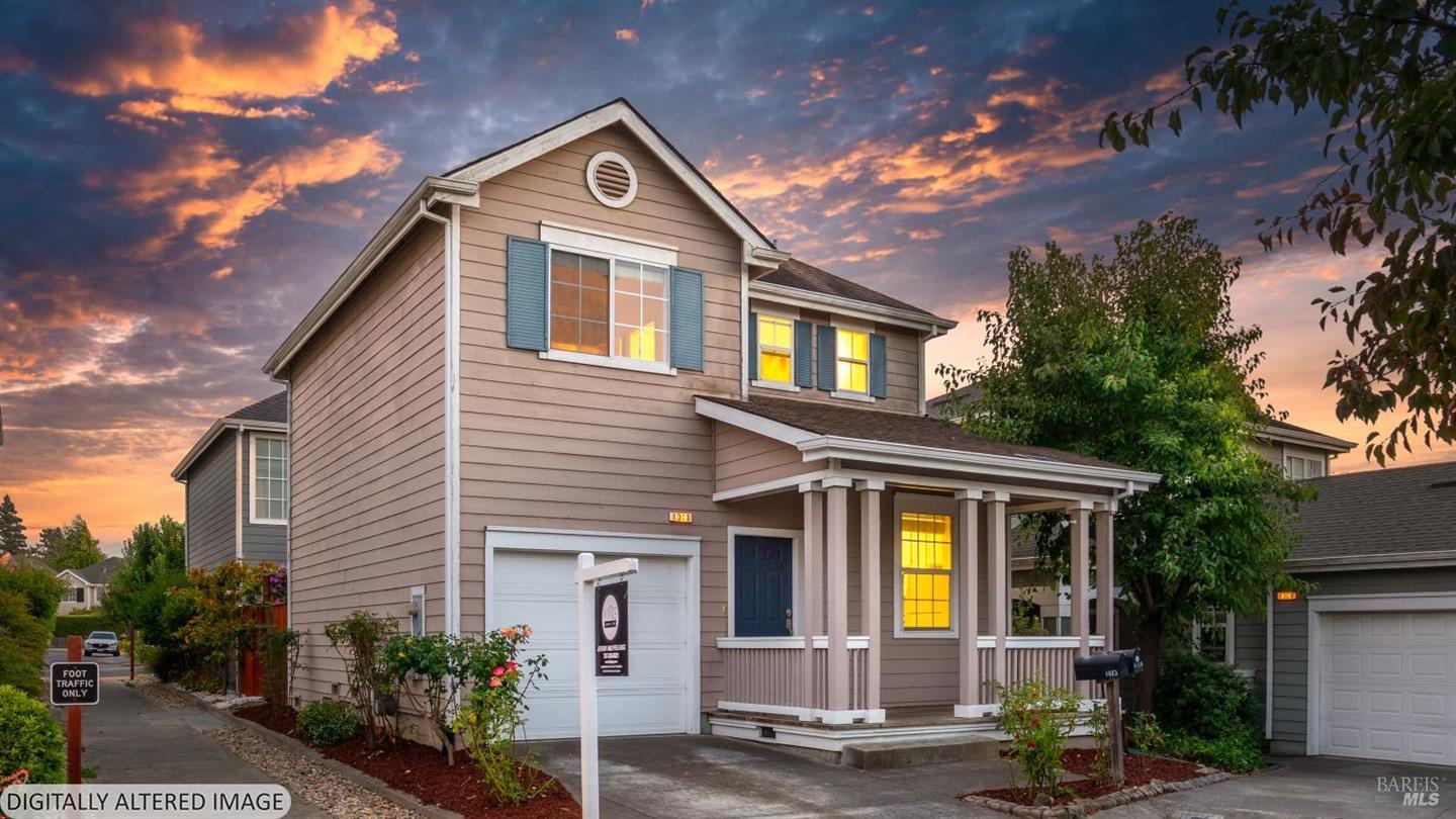 1013 Warren Drive, Petaluma, CA 94952/94954