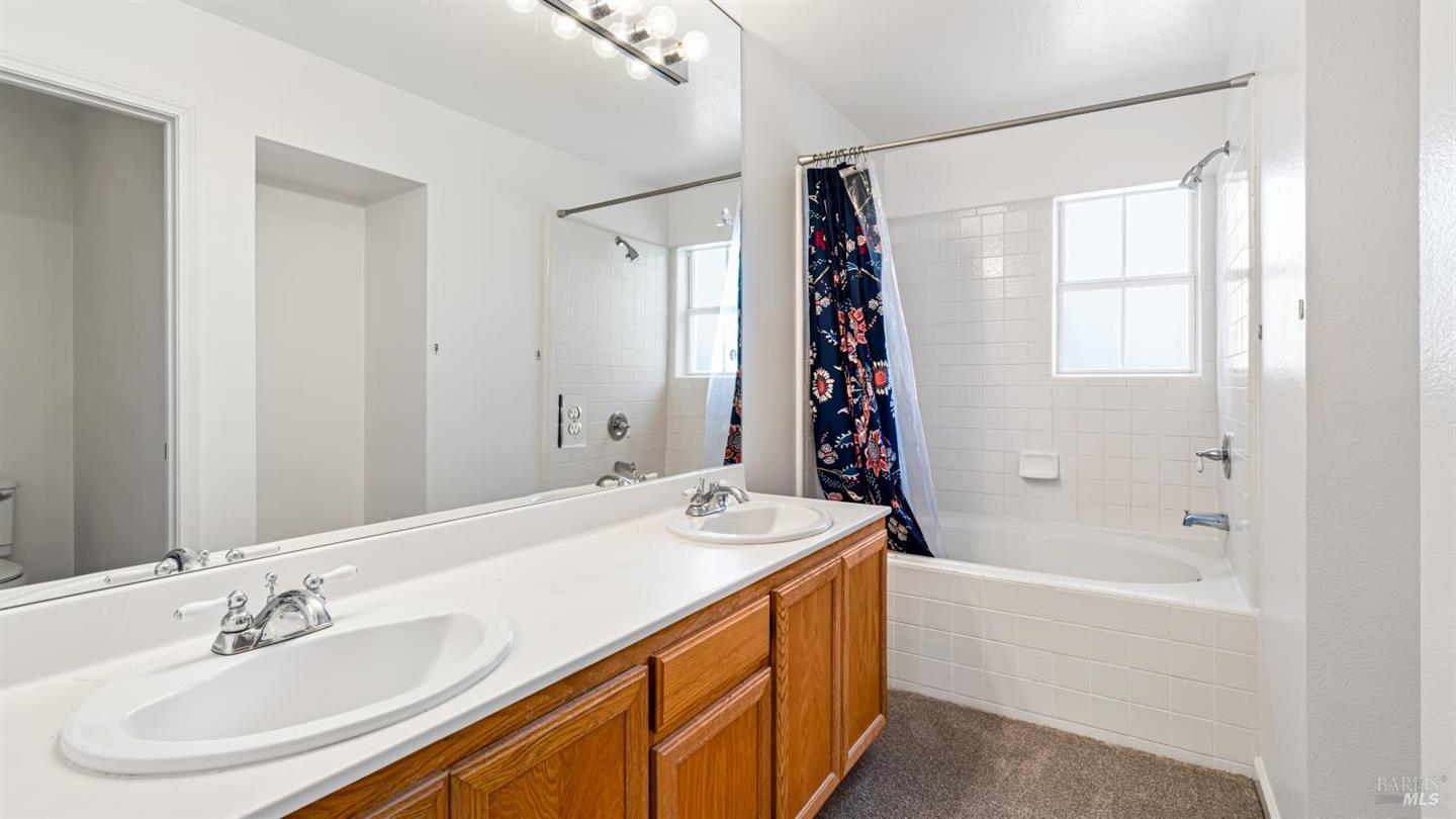 1013 Warren Drive photo 26