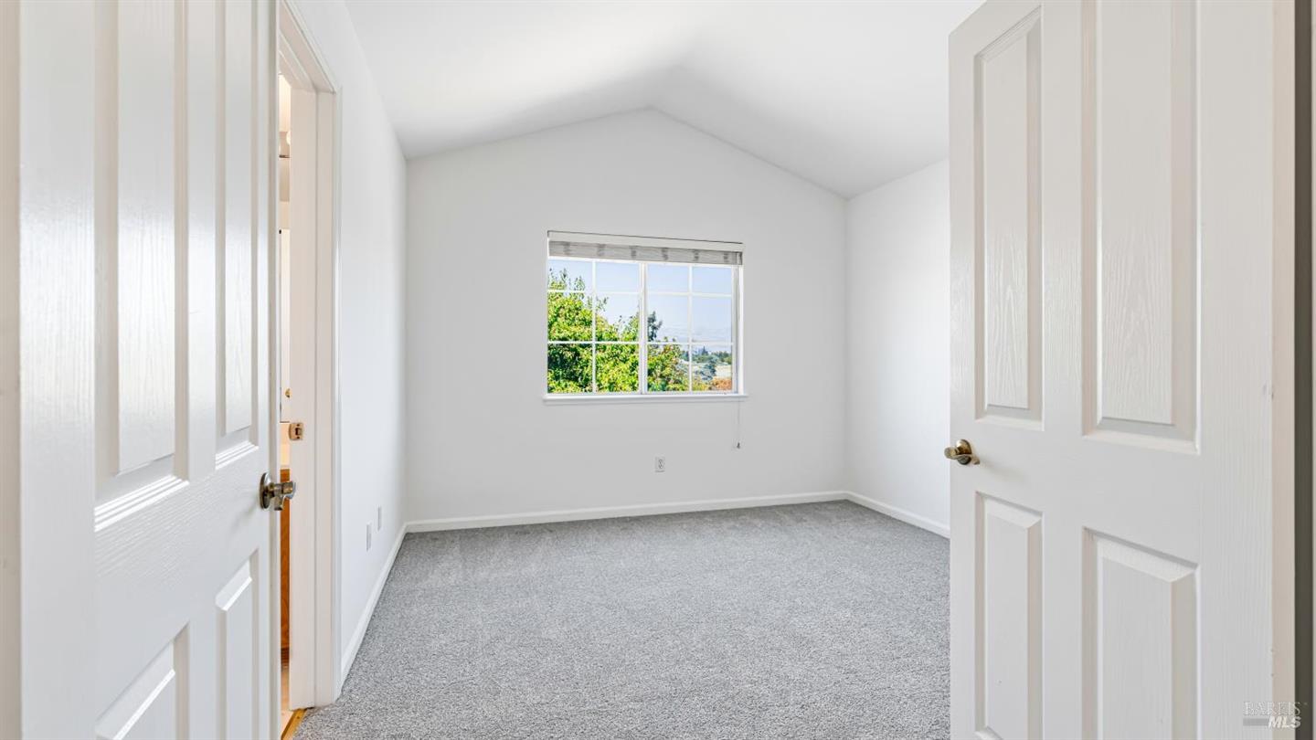 1013 Warren Drive photo 30