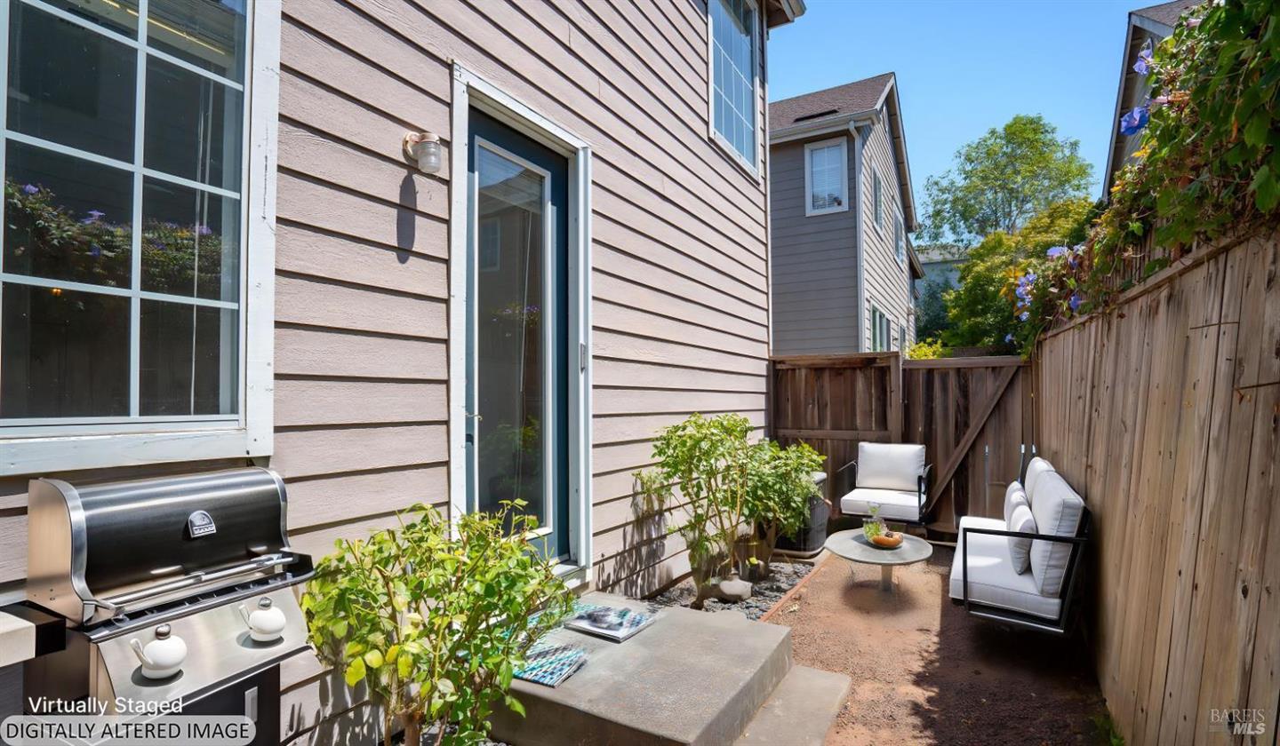 1013 Warren Drive photo 44
