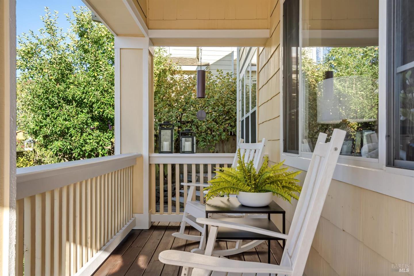1073 Warren Drive photo 28