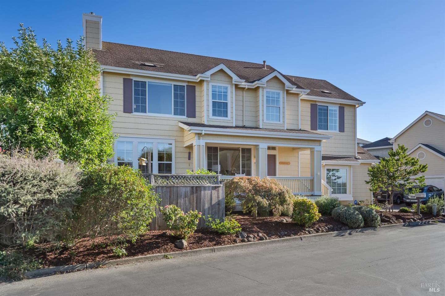 1073 Warren Drive photo 32
