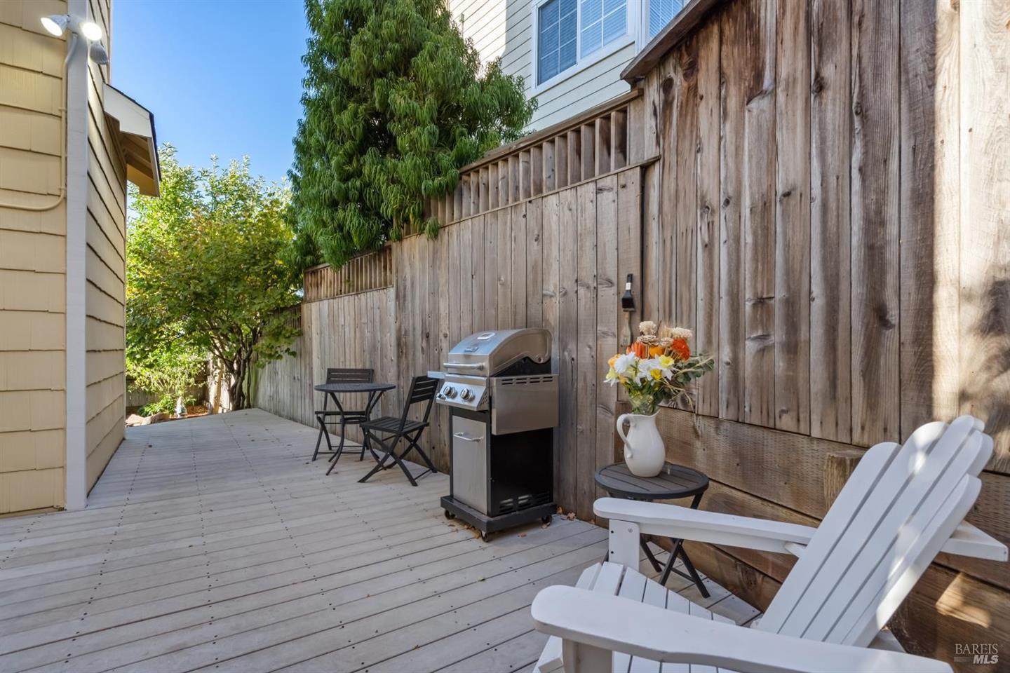 1073 Warren Drive photo 35