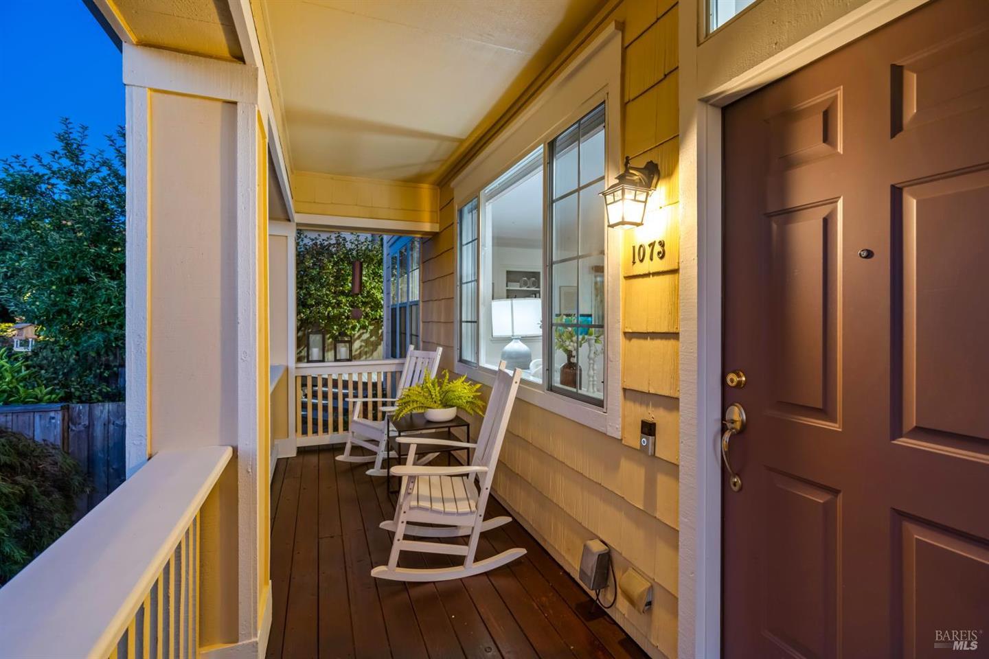 1073 Warren Drive photo 41