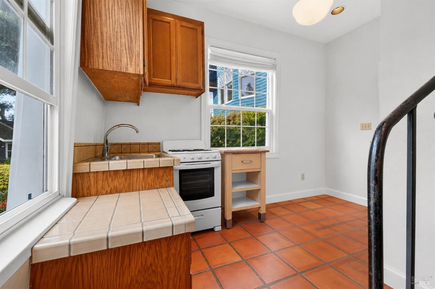 442 Marshall Avenue photo 76