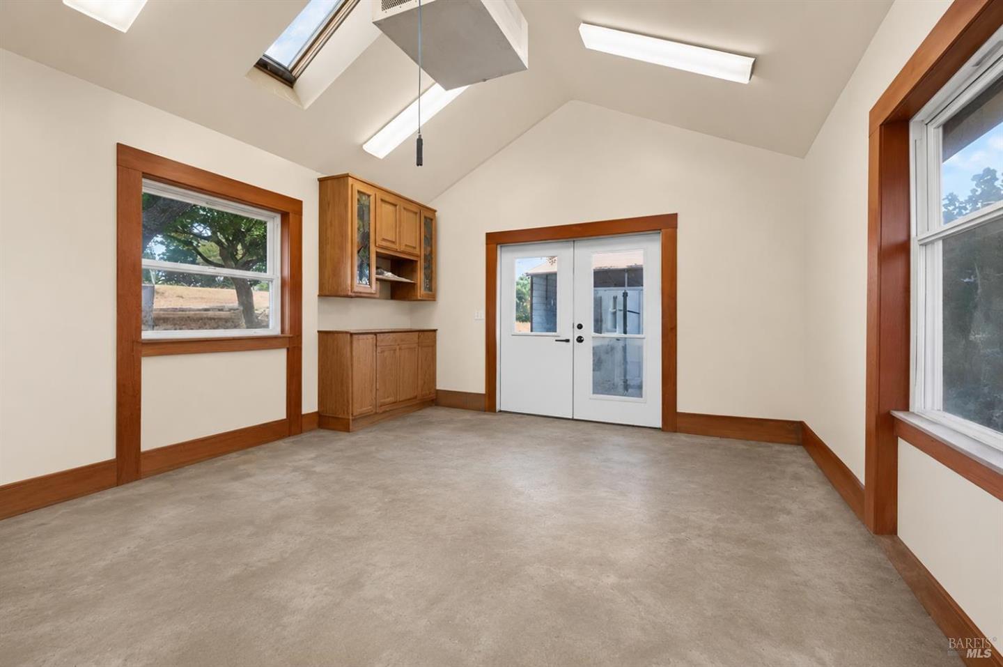 442 Marshall Avenue photo 85