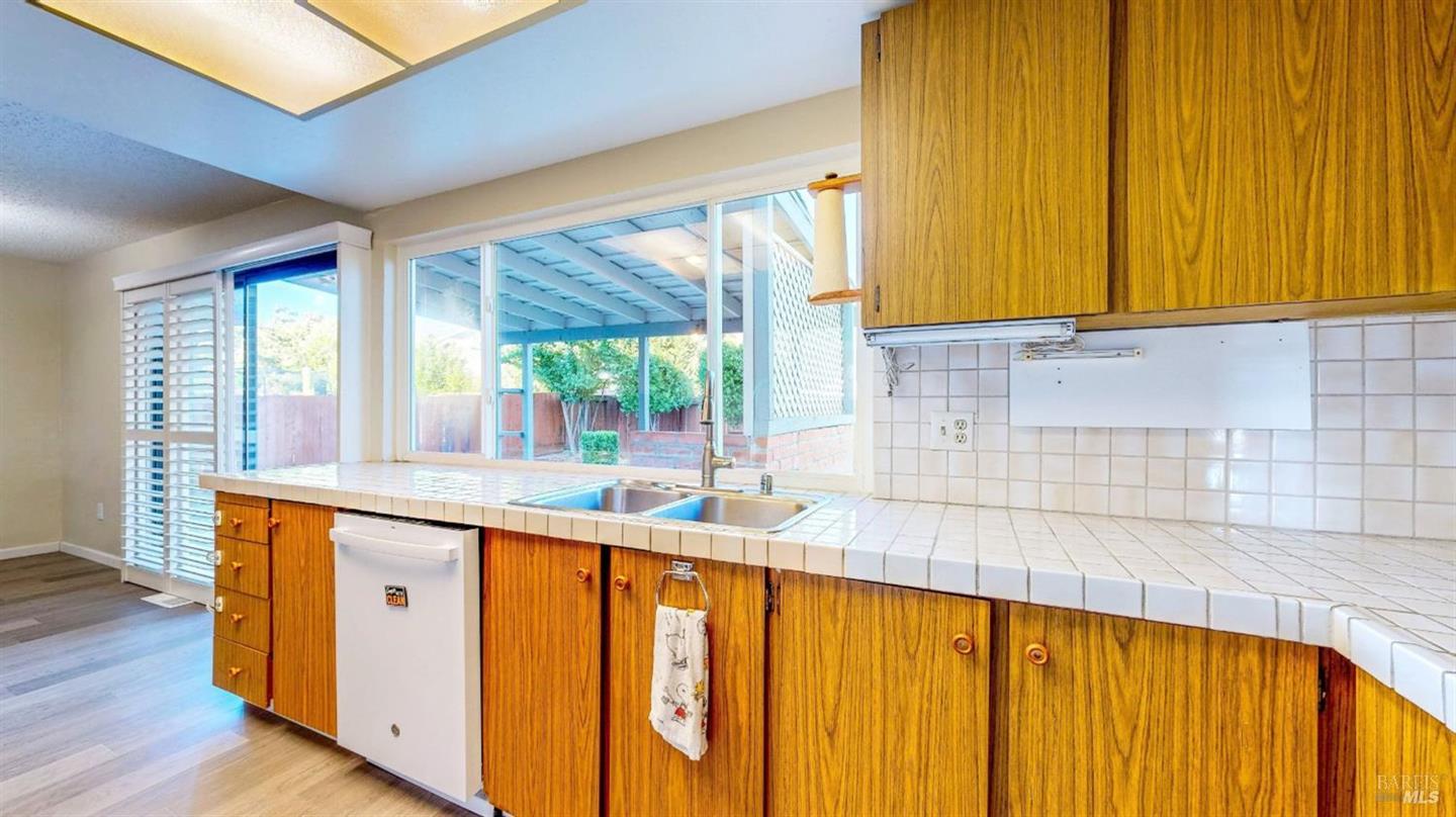 1702 Capistrano Drive photo 16