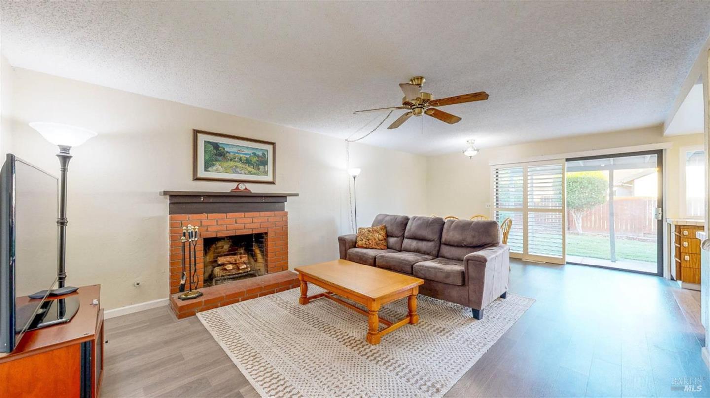 1702 Capistrano Drive photo 20
