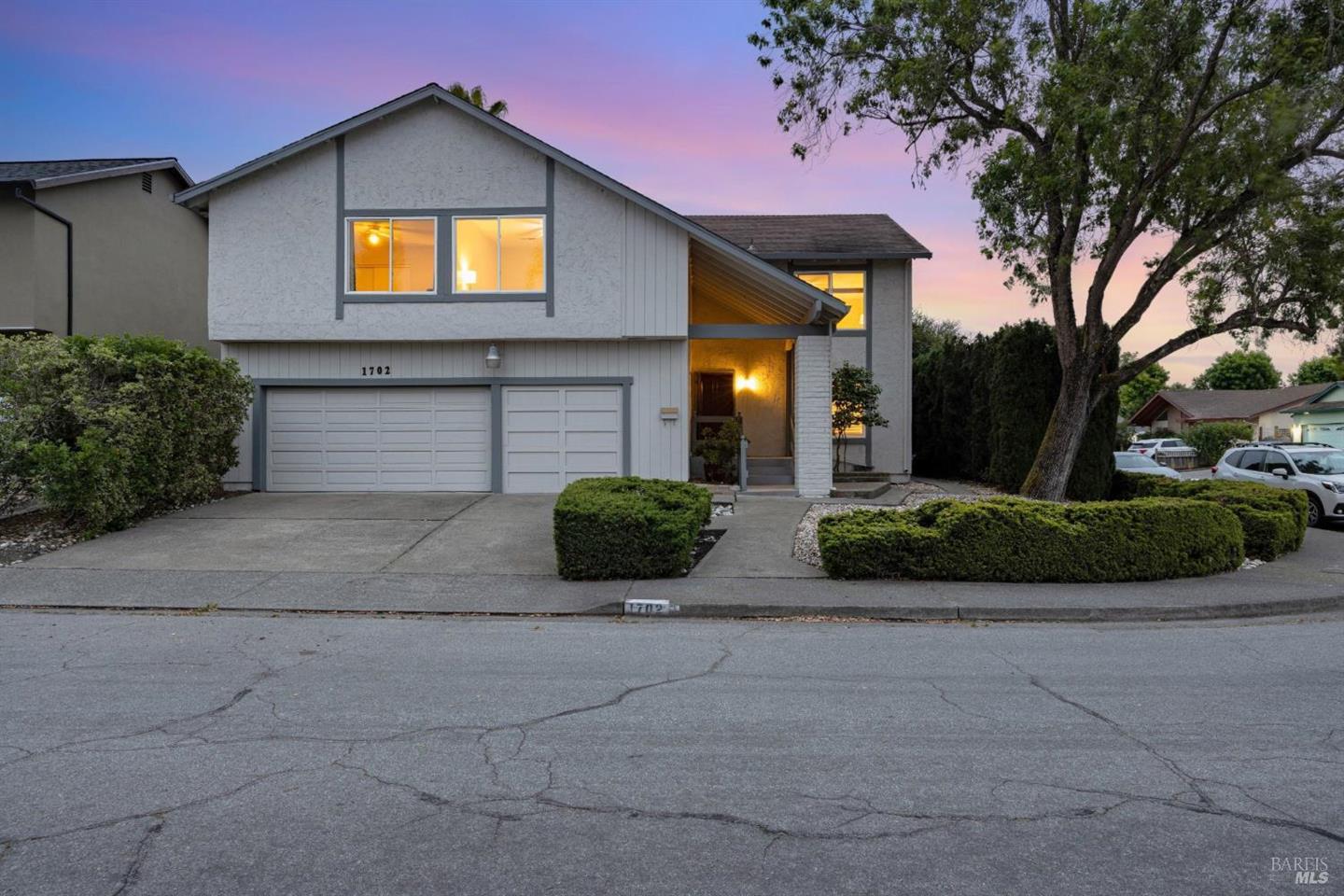 1702 Capistrano Drive photo 4