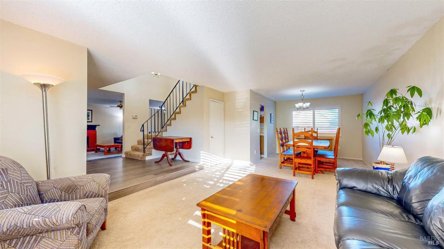 1702 Capistrano Drive photo 10