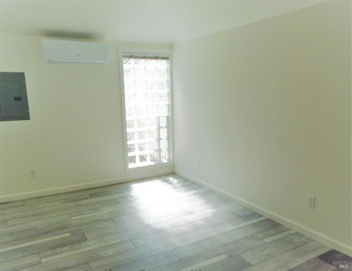 965 Phillips Avenue photo 34