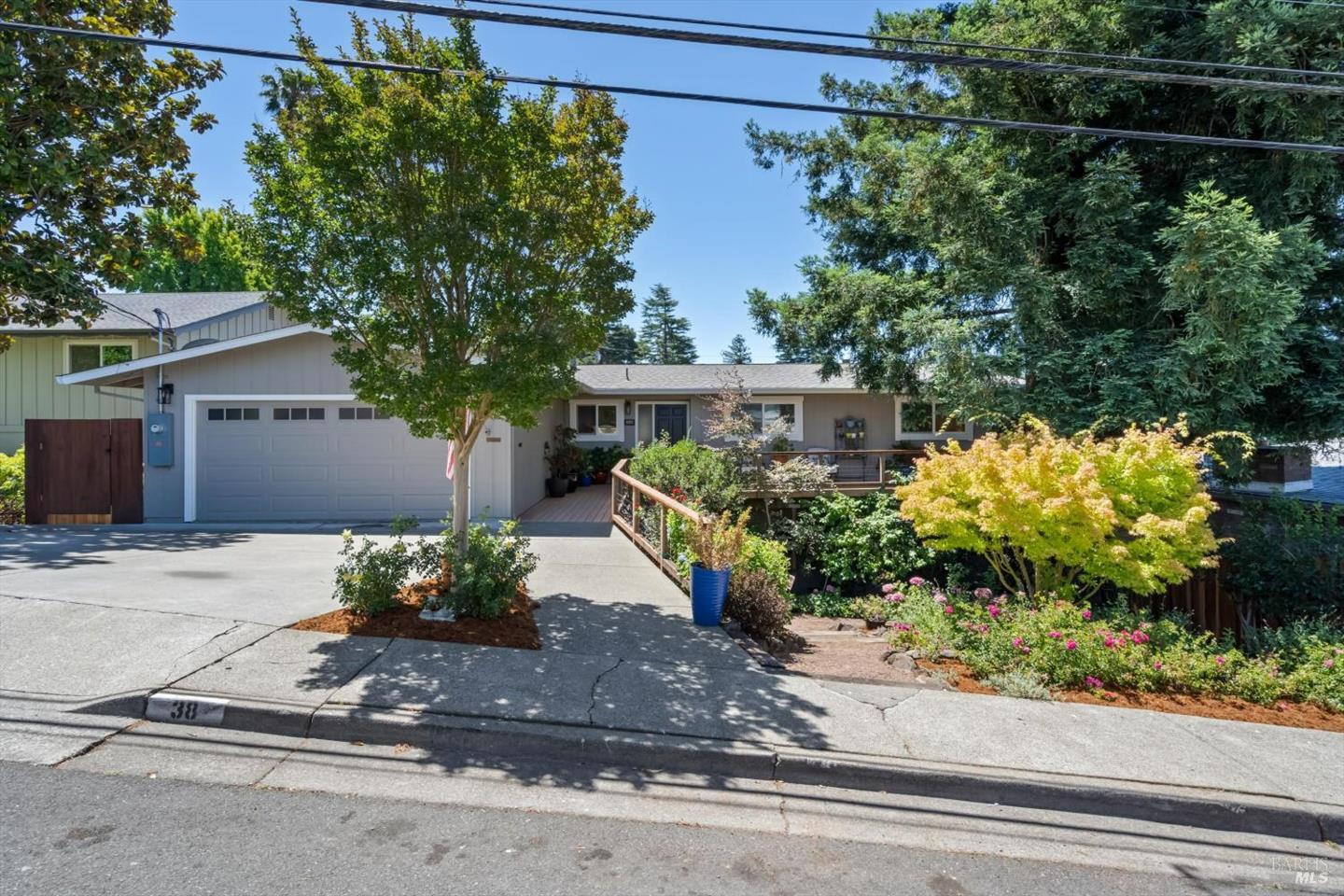 38 Mission Drive, Petaluma, from the MLS listing