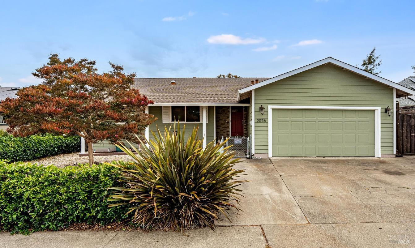 2076 Harrison Street, Petaluma, CA 94952/94954