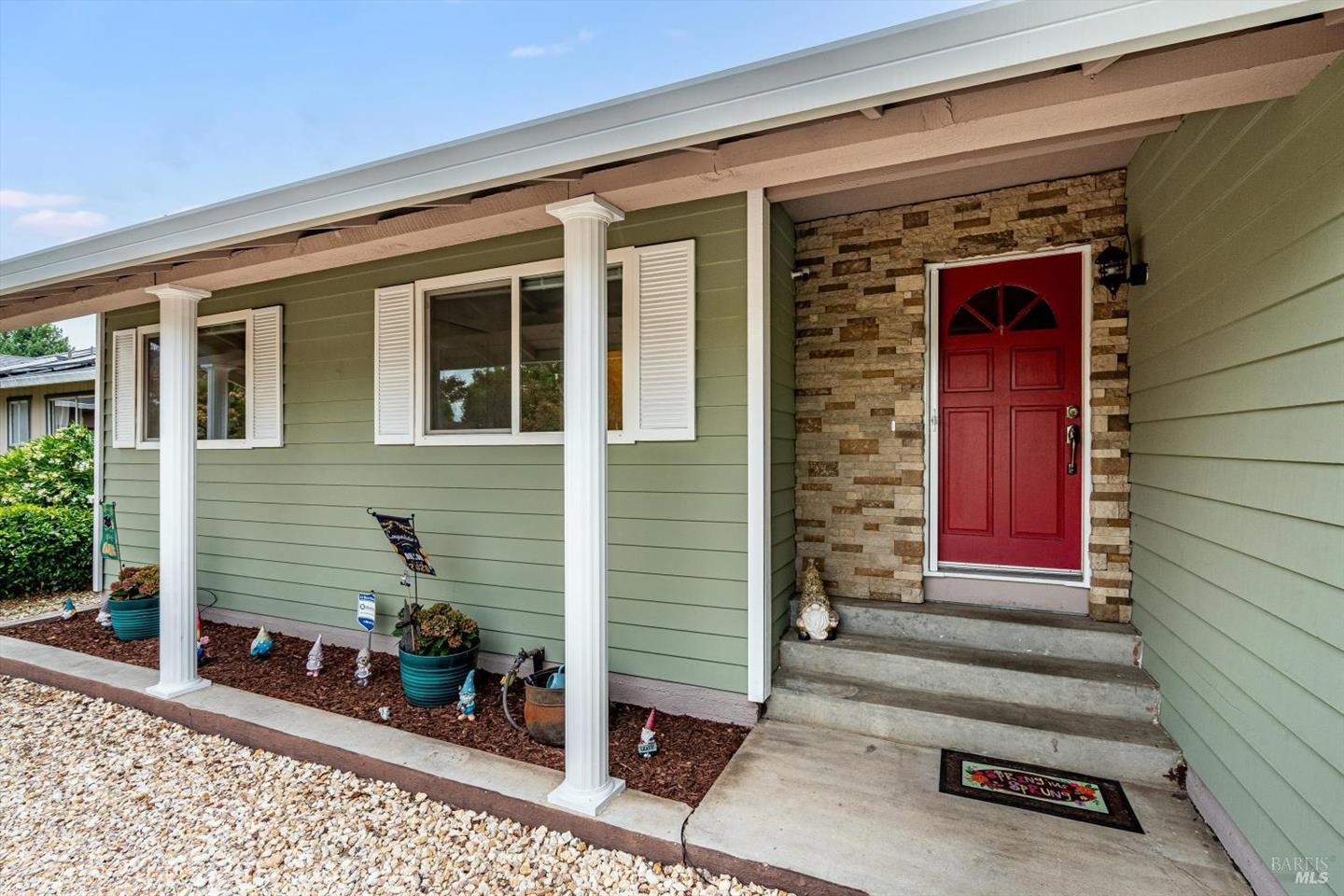 2076 Harrison Street photo 4