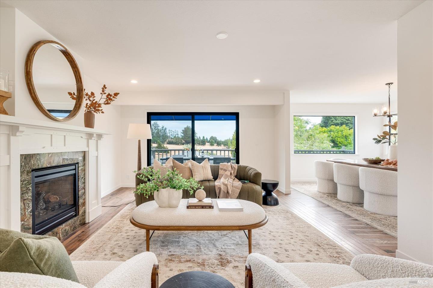 426 King Road photo 12