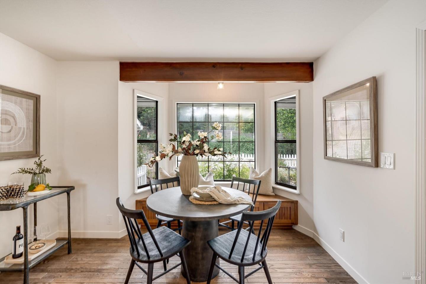 426 King Road photo 31