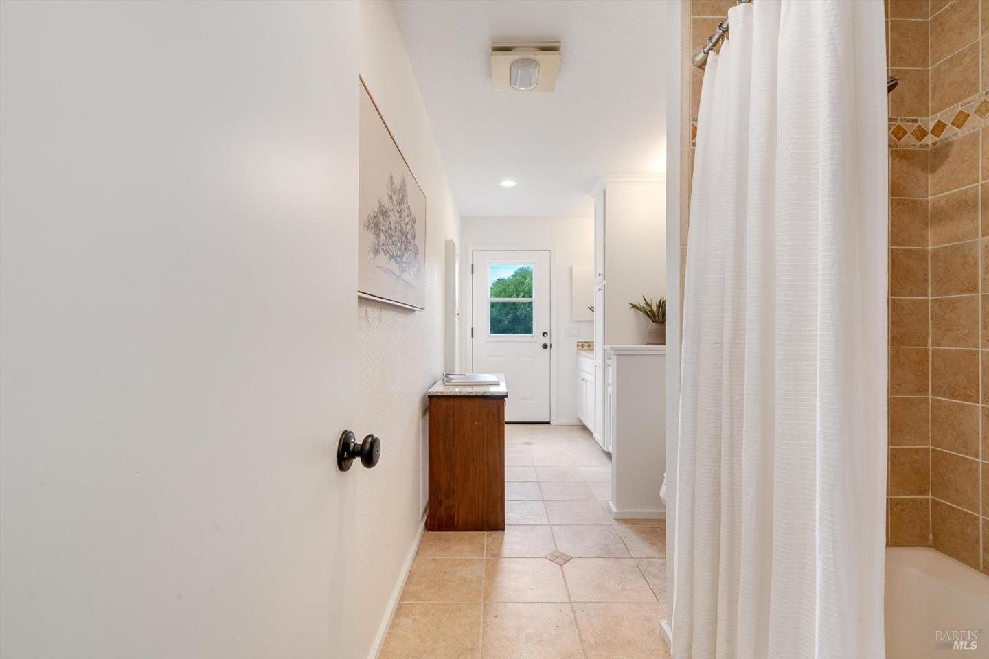 426 King Road photo 40