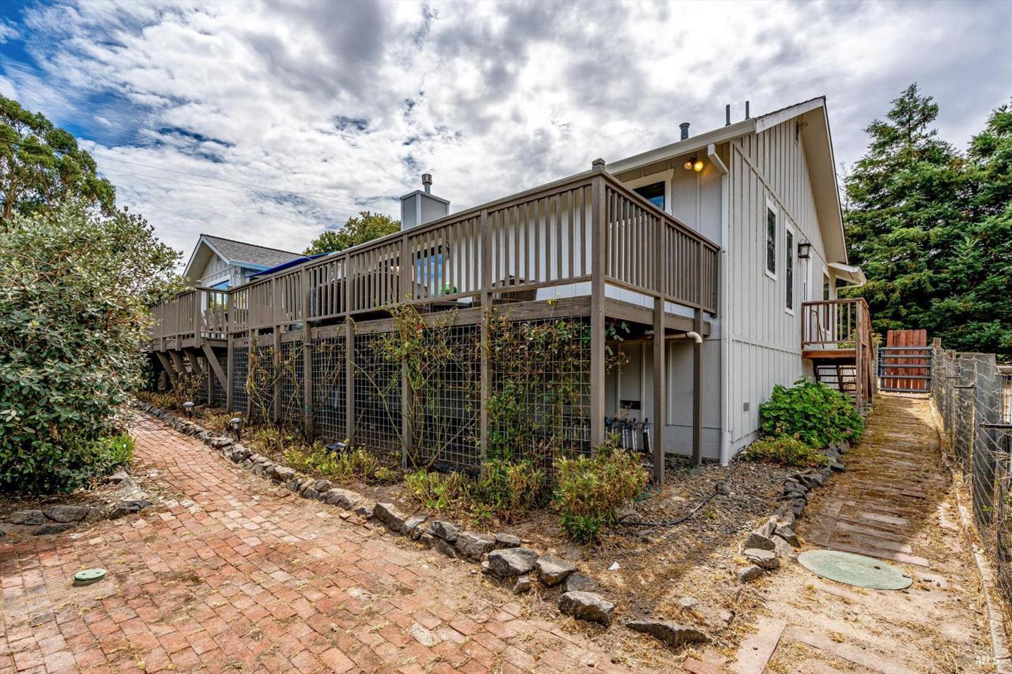 426 King Road photo 61