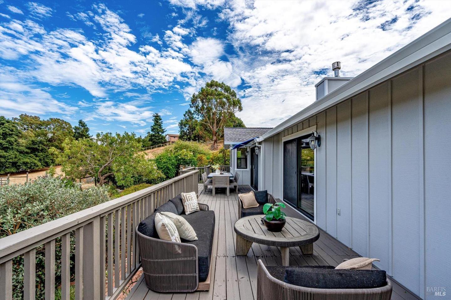 426 King Road photo 72