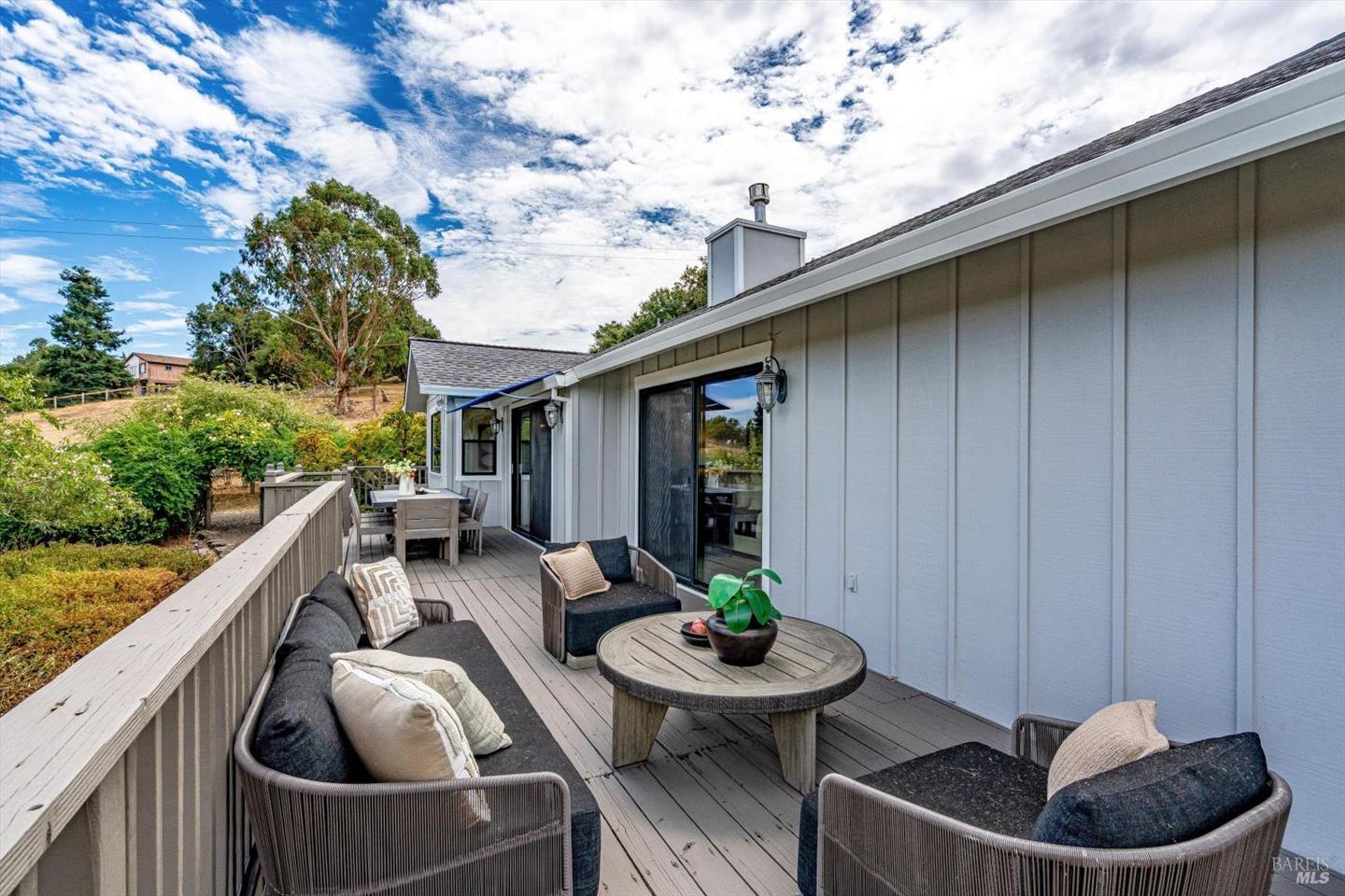 426 King Road photo 73