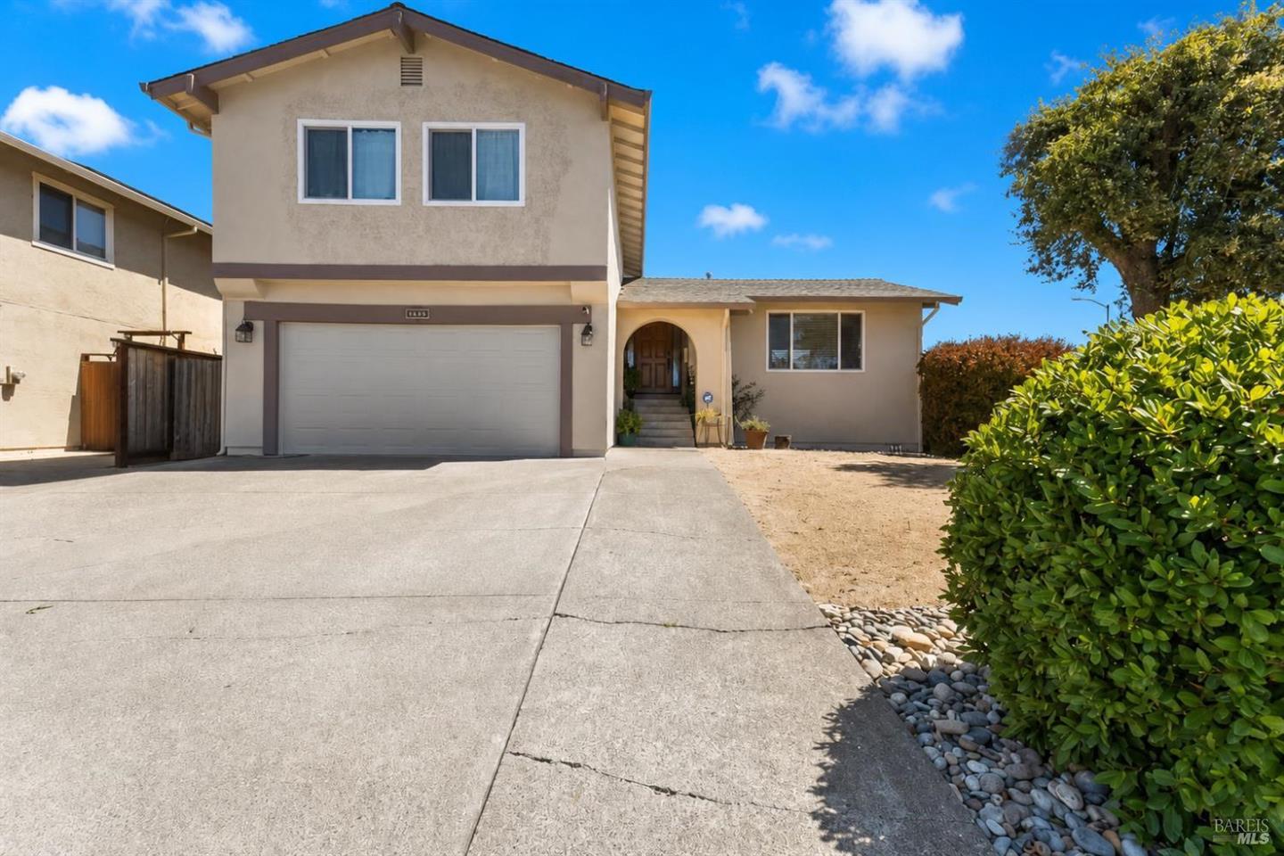 725 Park Lane photo 2