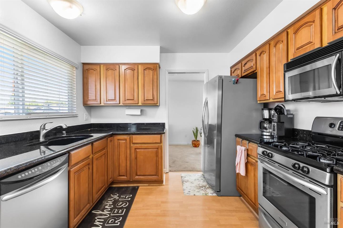 725 Park Lane photo 13
