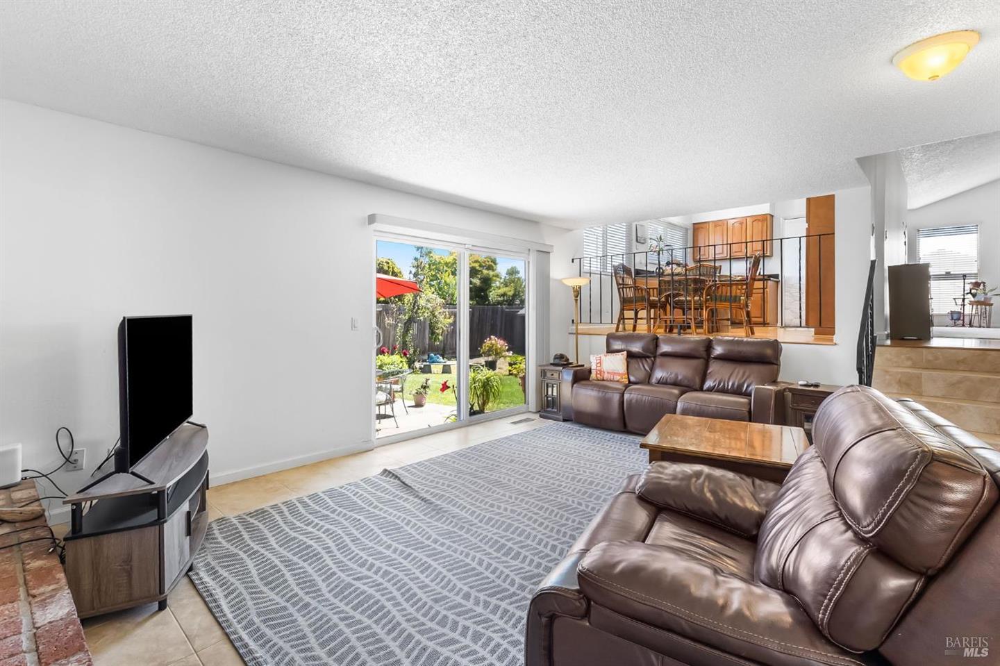 725 Park Lane photo 16