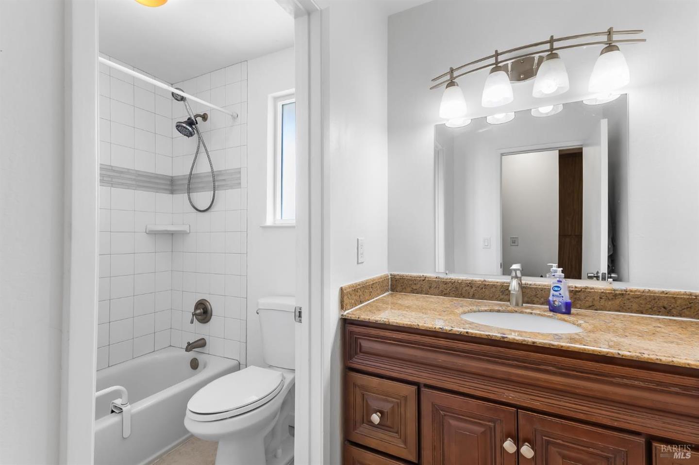 725 Park Lane photo 22