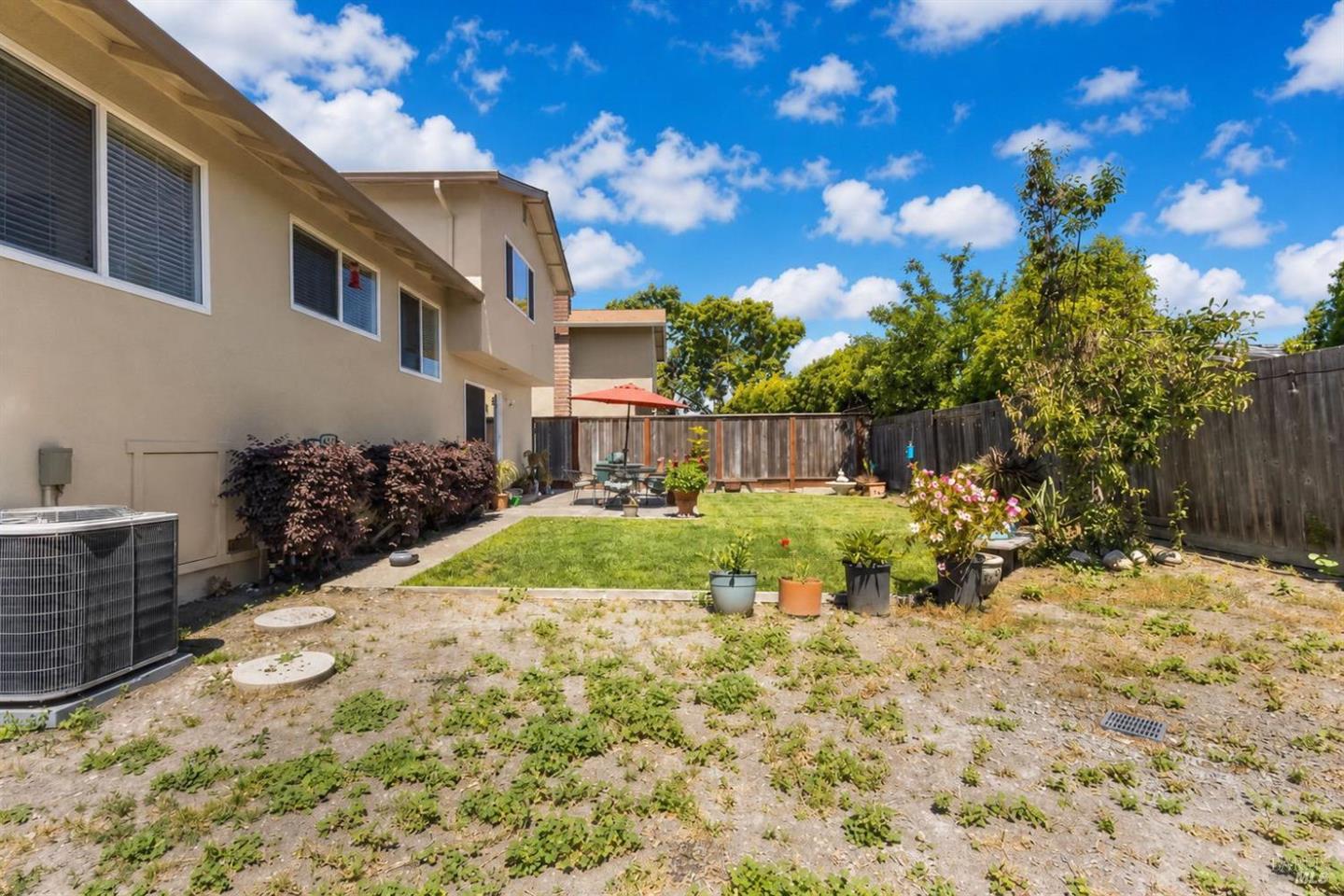 725 Park Lane photo 27