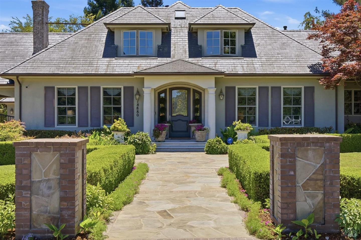 18880 Bella Vina, Saratoga