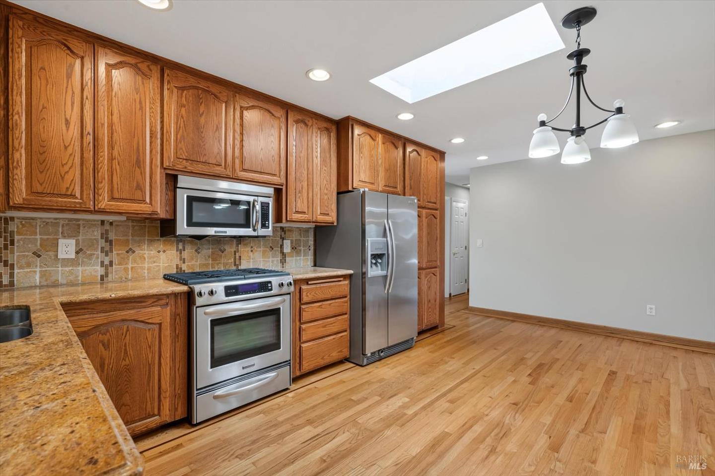 1295 Beechwood Drive photo 9